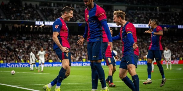 西甲悲喜一夜！巴萨2-3爆冷，搅乱欧冠区，皇马2-0，马竞4-1