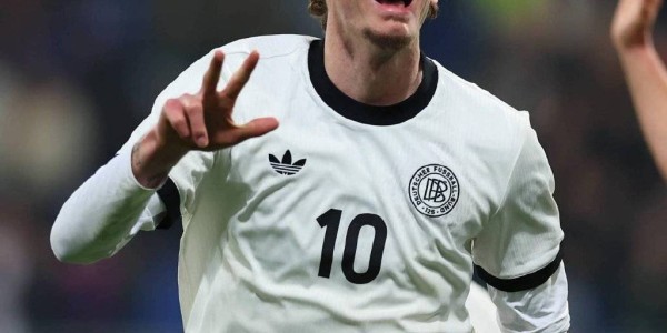 克罗斯点赞德国天才：不去拜仁是明智选择，喜鹊踢欧冠更值得期待！