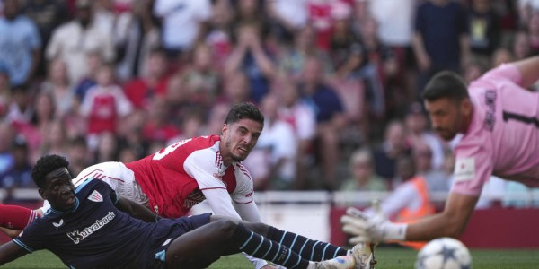 阿森纳遭遇利物浦绝杀，球队表现评分解析